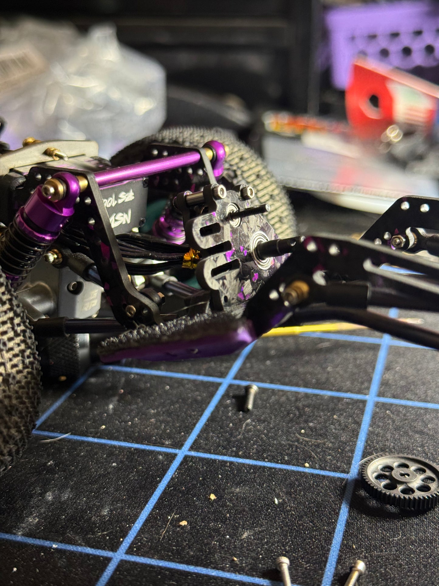 1) Dragonfly v4 FC chassis